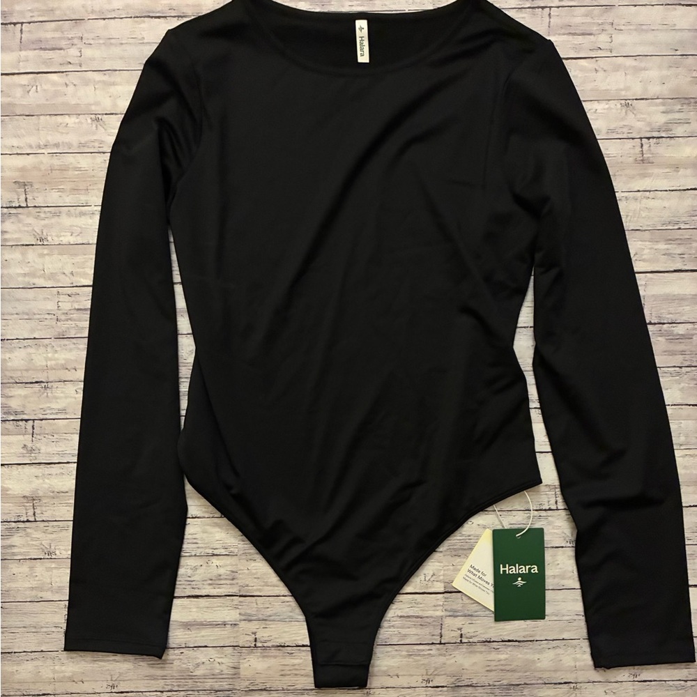 HALARA Elegant Black Long Sleeve Bodysuit